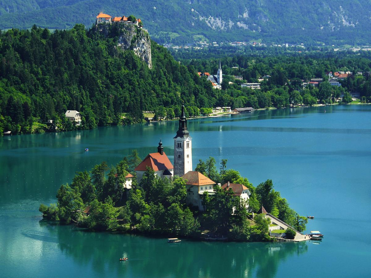 Apartments Dolzan Bled Bagian luar foto