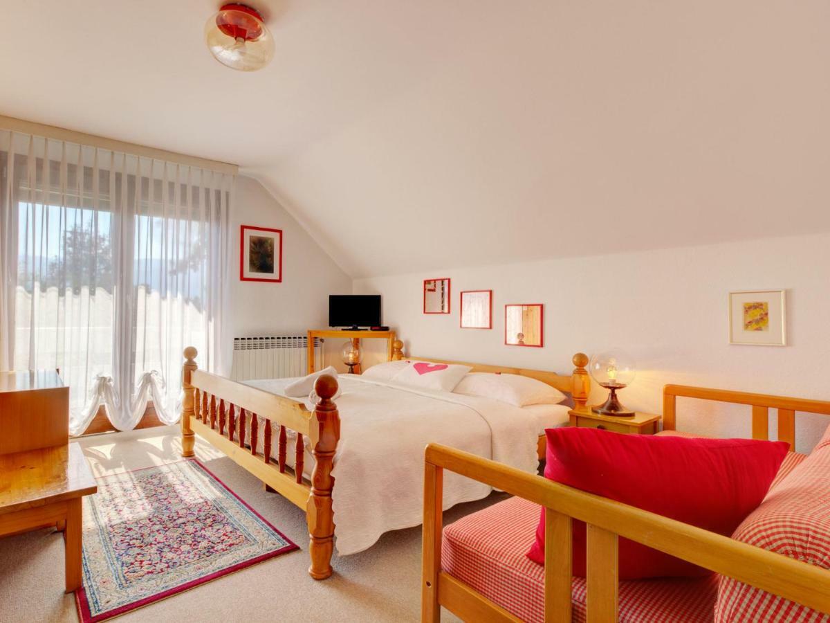 Apartments Dolzan Bled Bagian luar foto